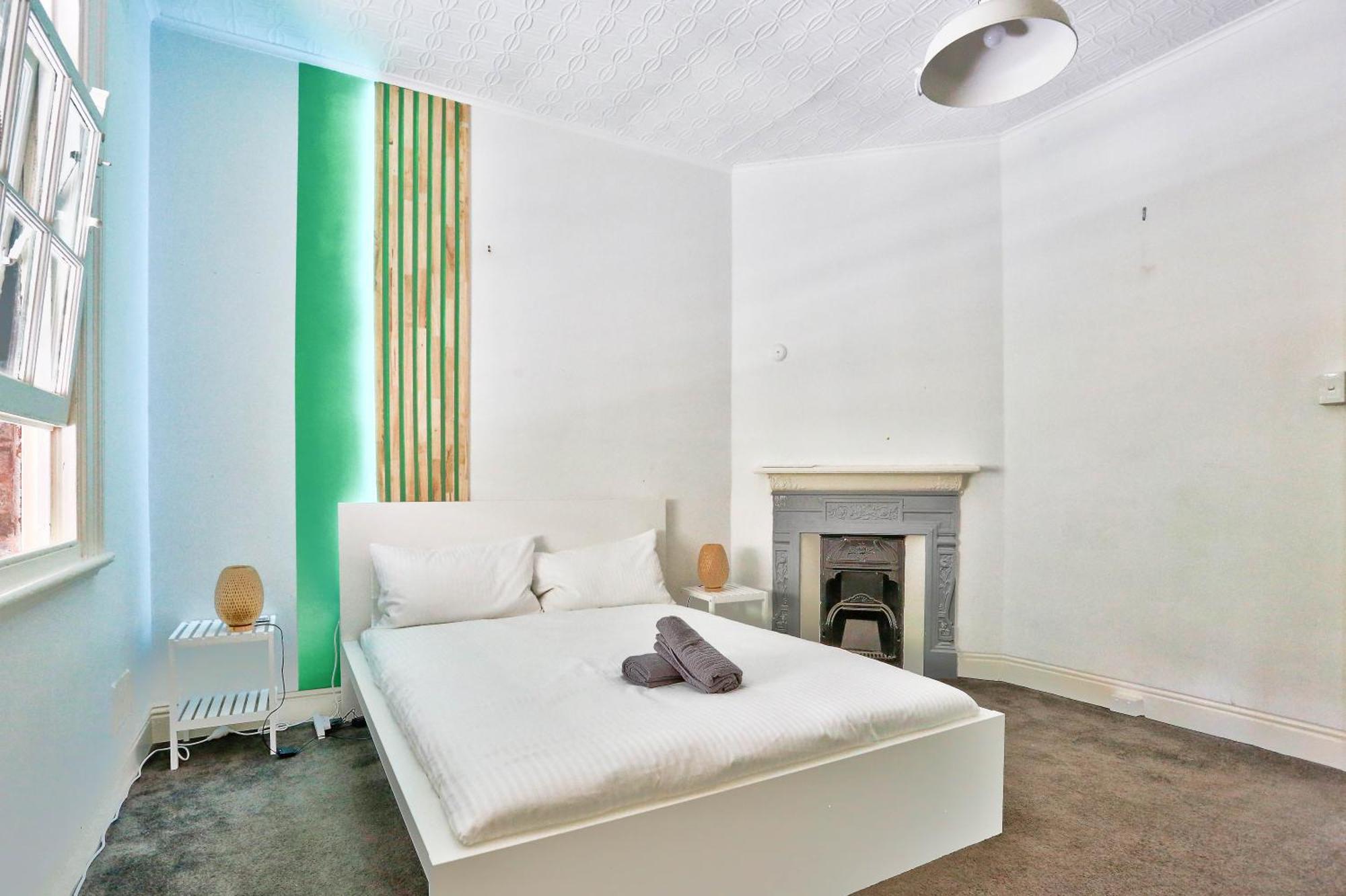 Spacious 3 Bedroom House Centre Millers Point 2 E-bikes Included Sydney