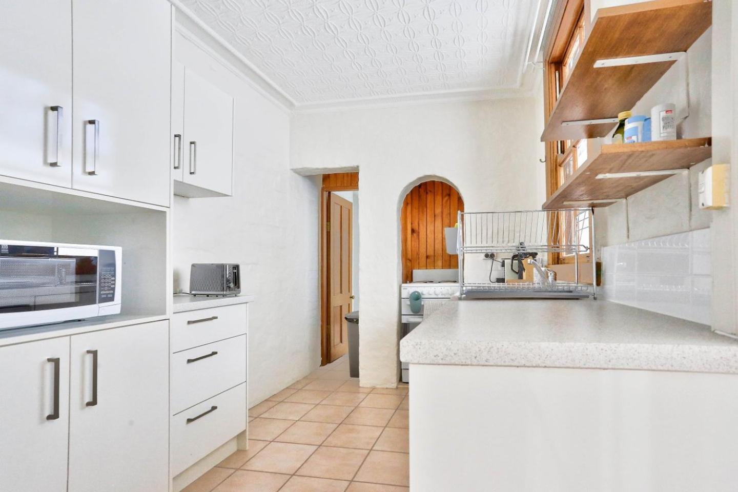 Delightful 2 Bedroom House Forest 2 E-bikes Included * Sydney