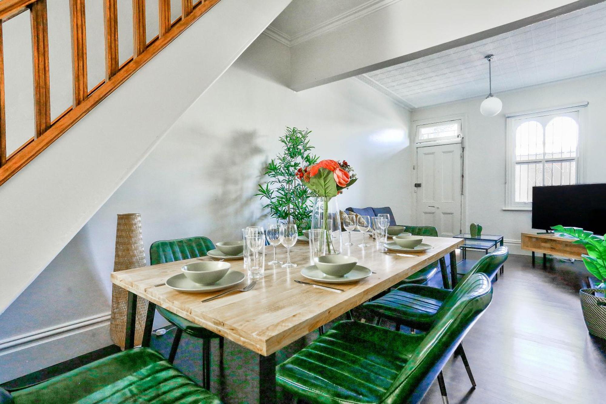 Delightful 2 Bedroom House Forest 2 E-bikes Included Bahay bakasyunan