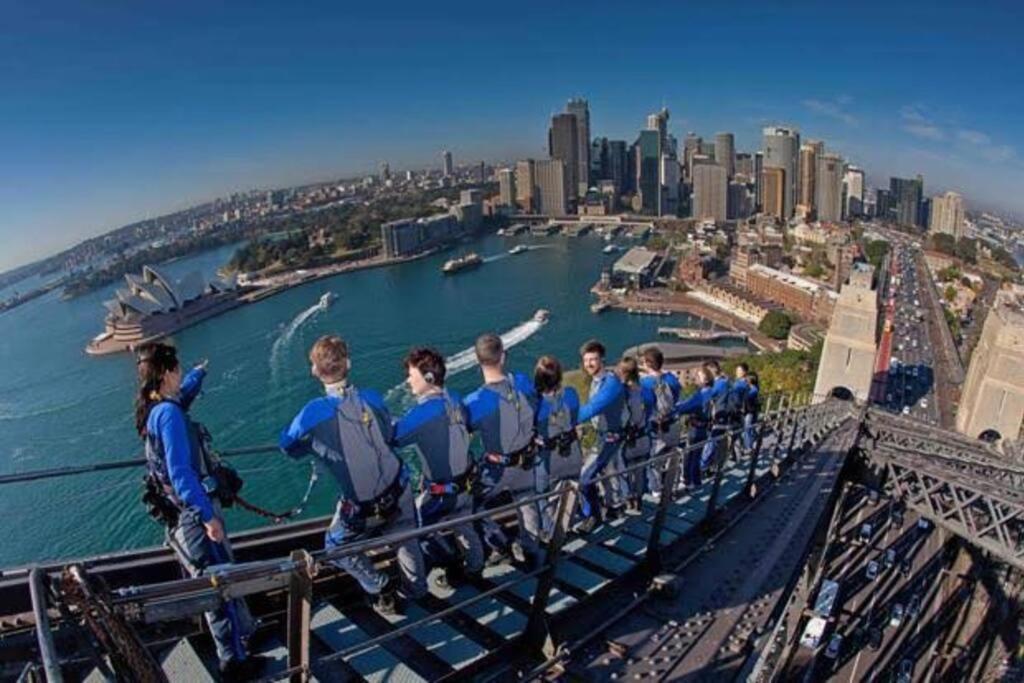 Stylish 1 Bedroom Location Apartment Sydney