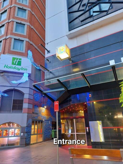 Stylish 1 Bedroom Location Apartment