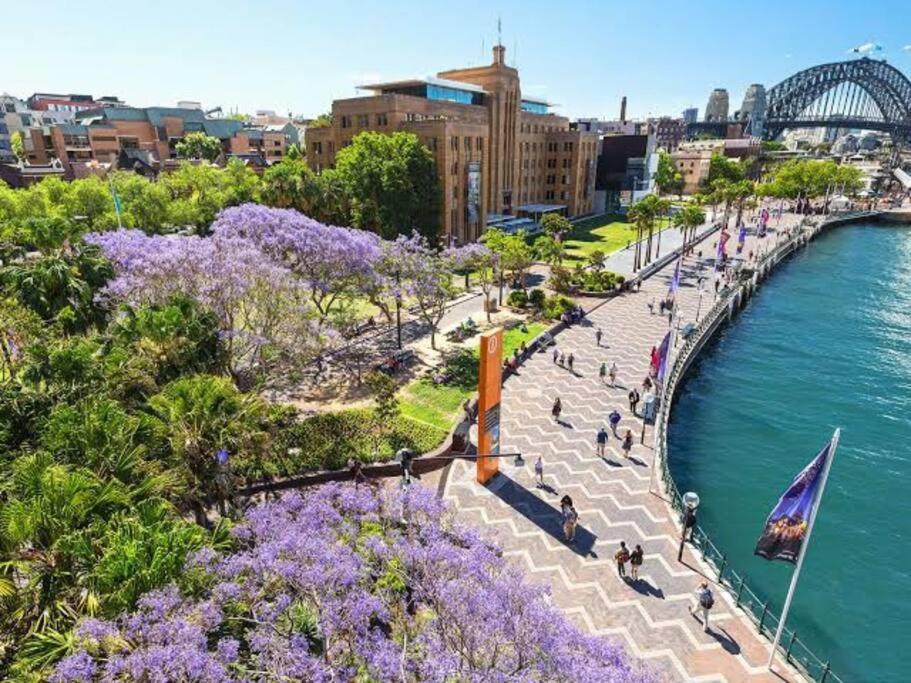 Stylish 1 Bedroom Location * Sydney