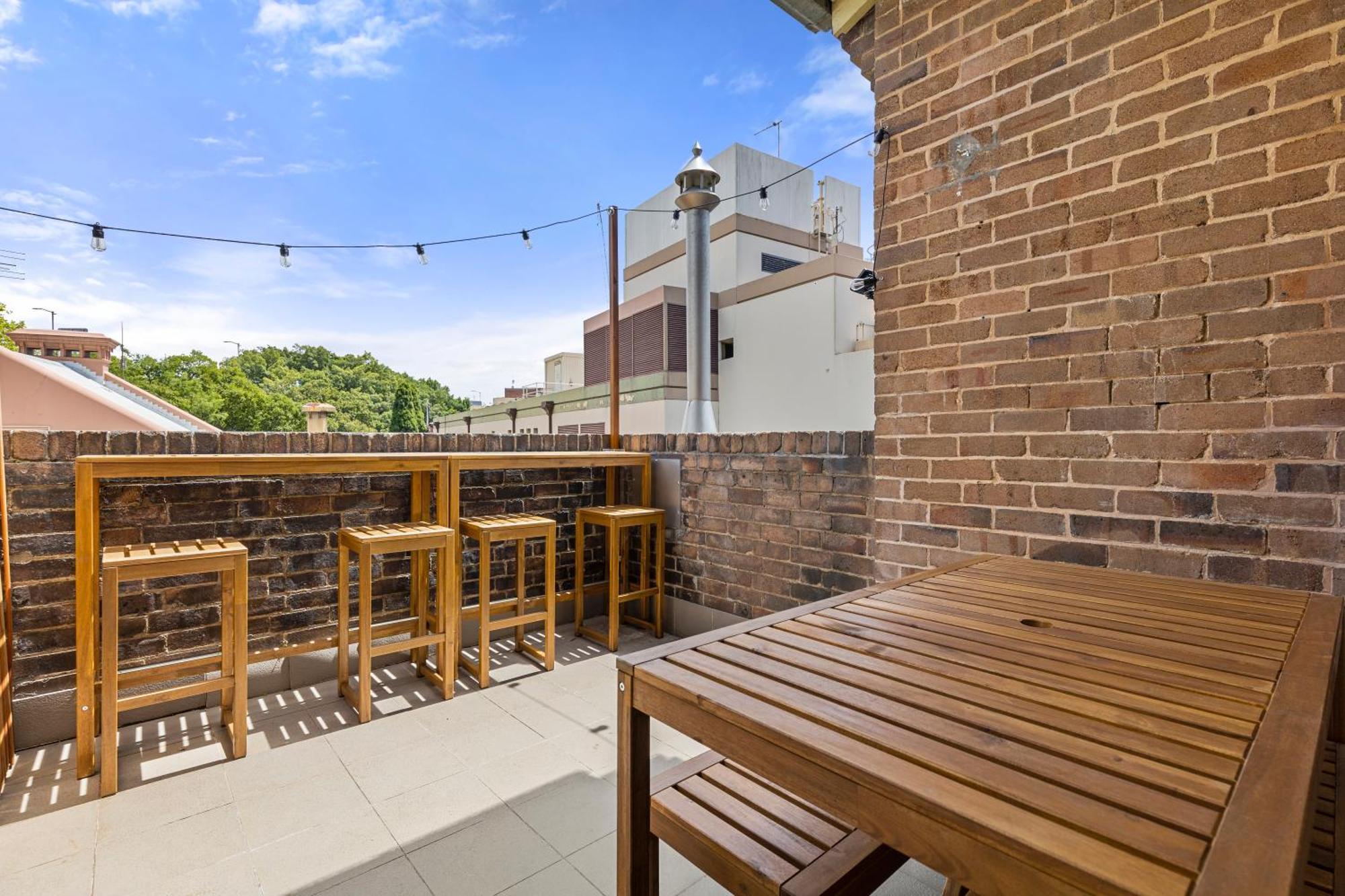 Discover The Rocks - Historical Terrace House Sydney