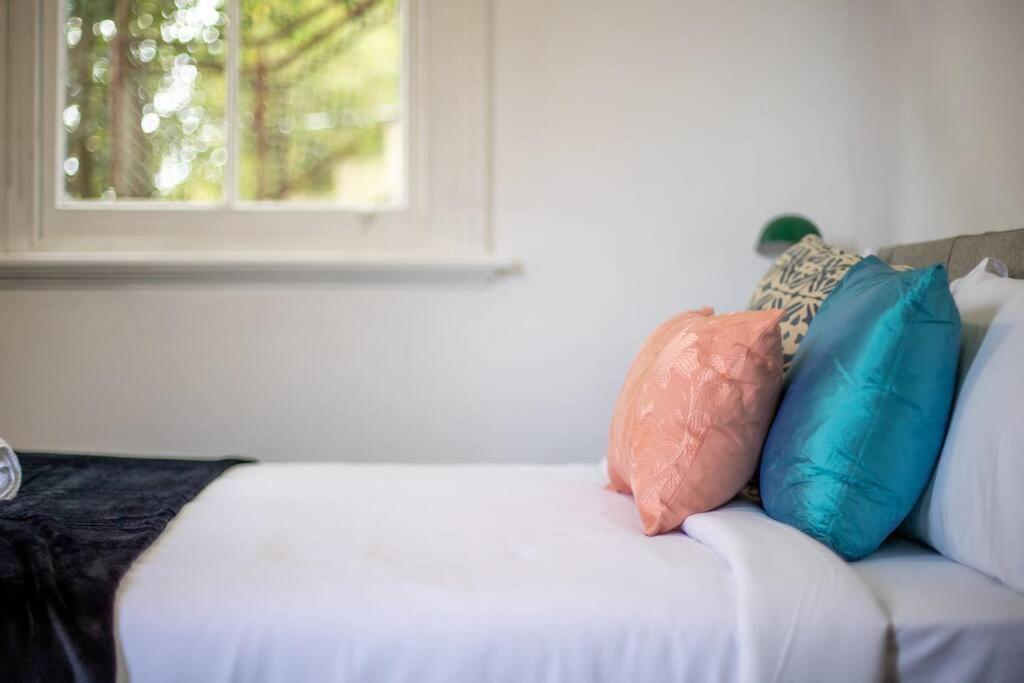 Apartment Budget 1 Bed Private Close To Ashfield Station Sydney