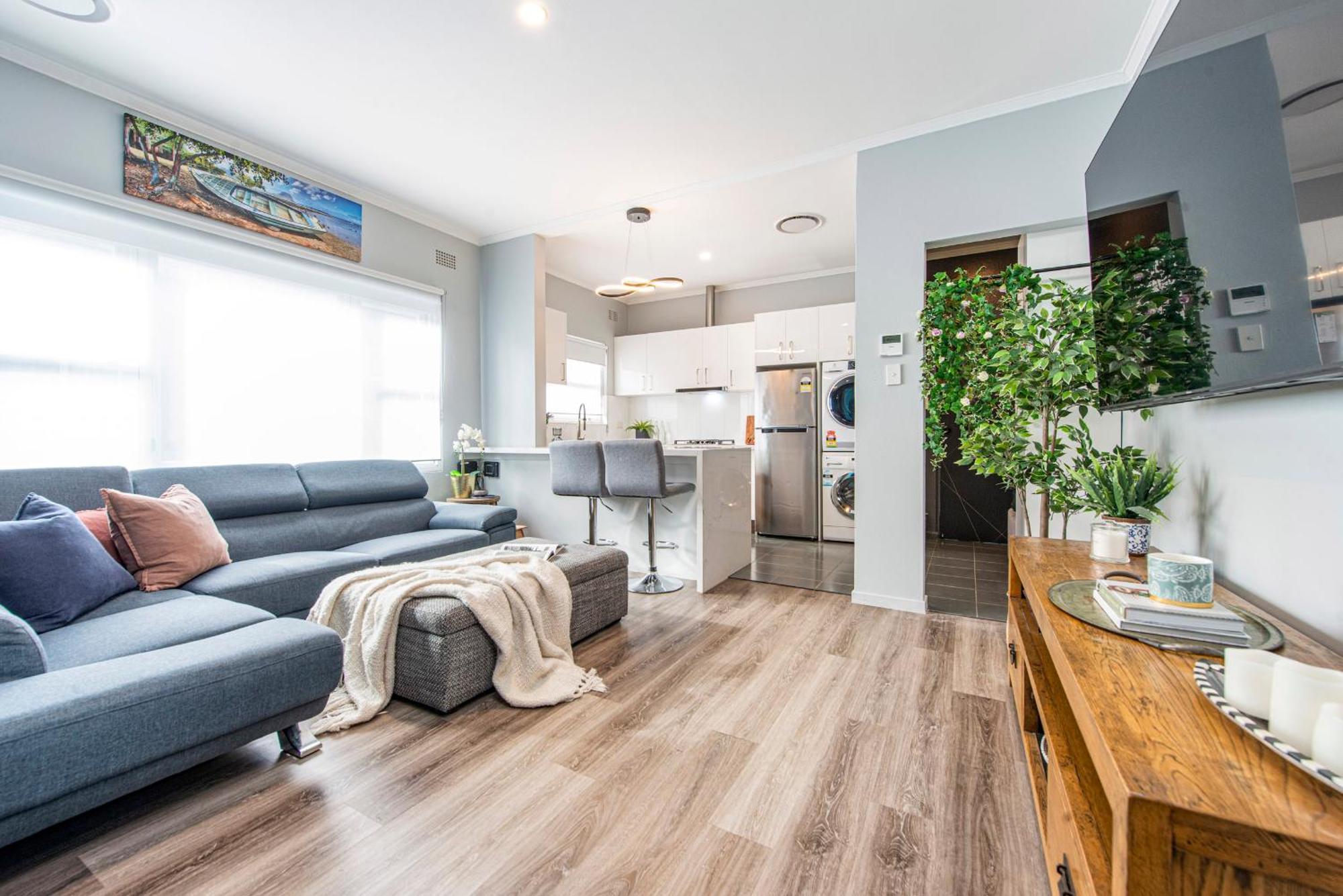 Apartment Bright And Beautiful In Burwood Sydney