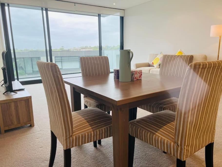 Apartamento Kozyguru / Mortlake / Lovely 2 Bed / Nmo010 Sidney