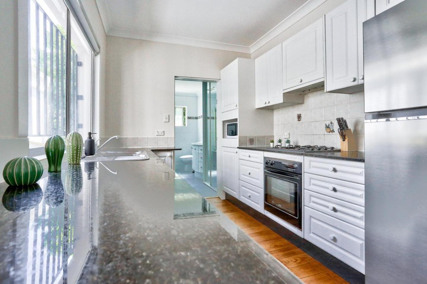 Gorgeous 2 Bedroom House Ultimo 2 E-bikes Included *