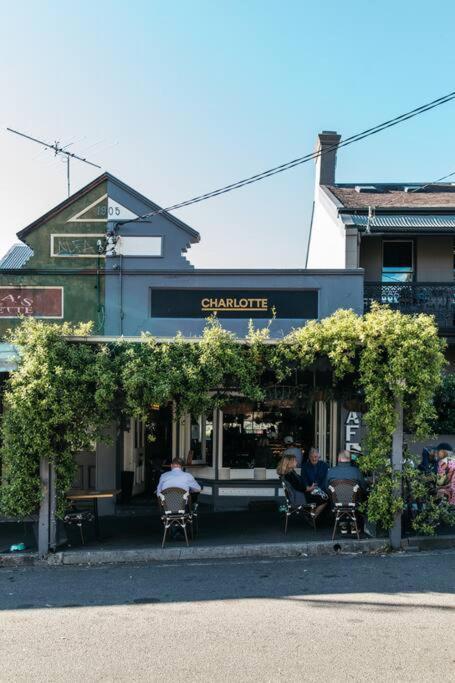 Apartment Luxury Inner-west Flat W/ Breakfast And Coffee Included! Sydney
