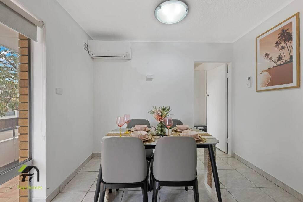 Apartment Entire Unit In Hurstville Sydney