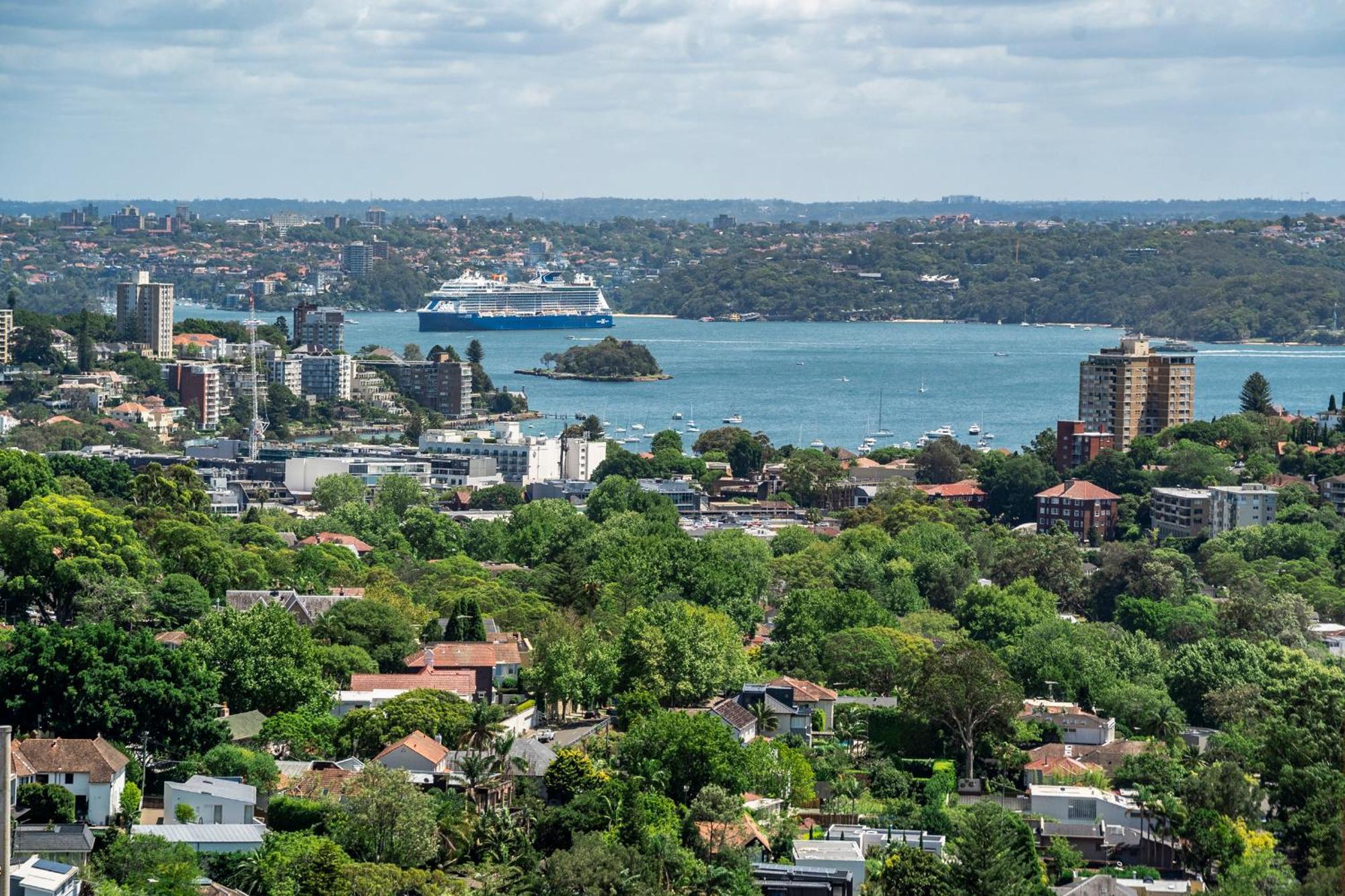 Apartamento Stunning 2br With Harbour Views In Bondi Junction