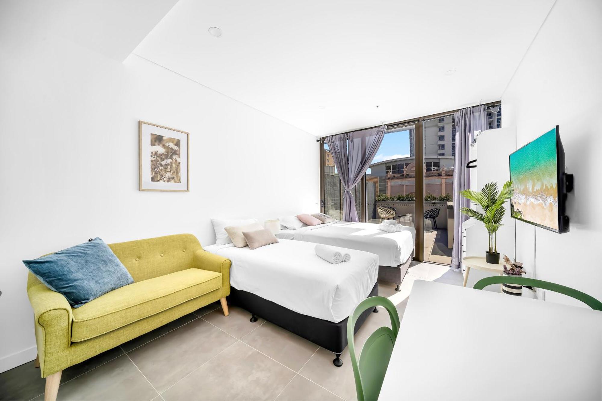 Arthur Bondi Junction No Reception And House Keeping No Sofa Bed Hotel *