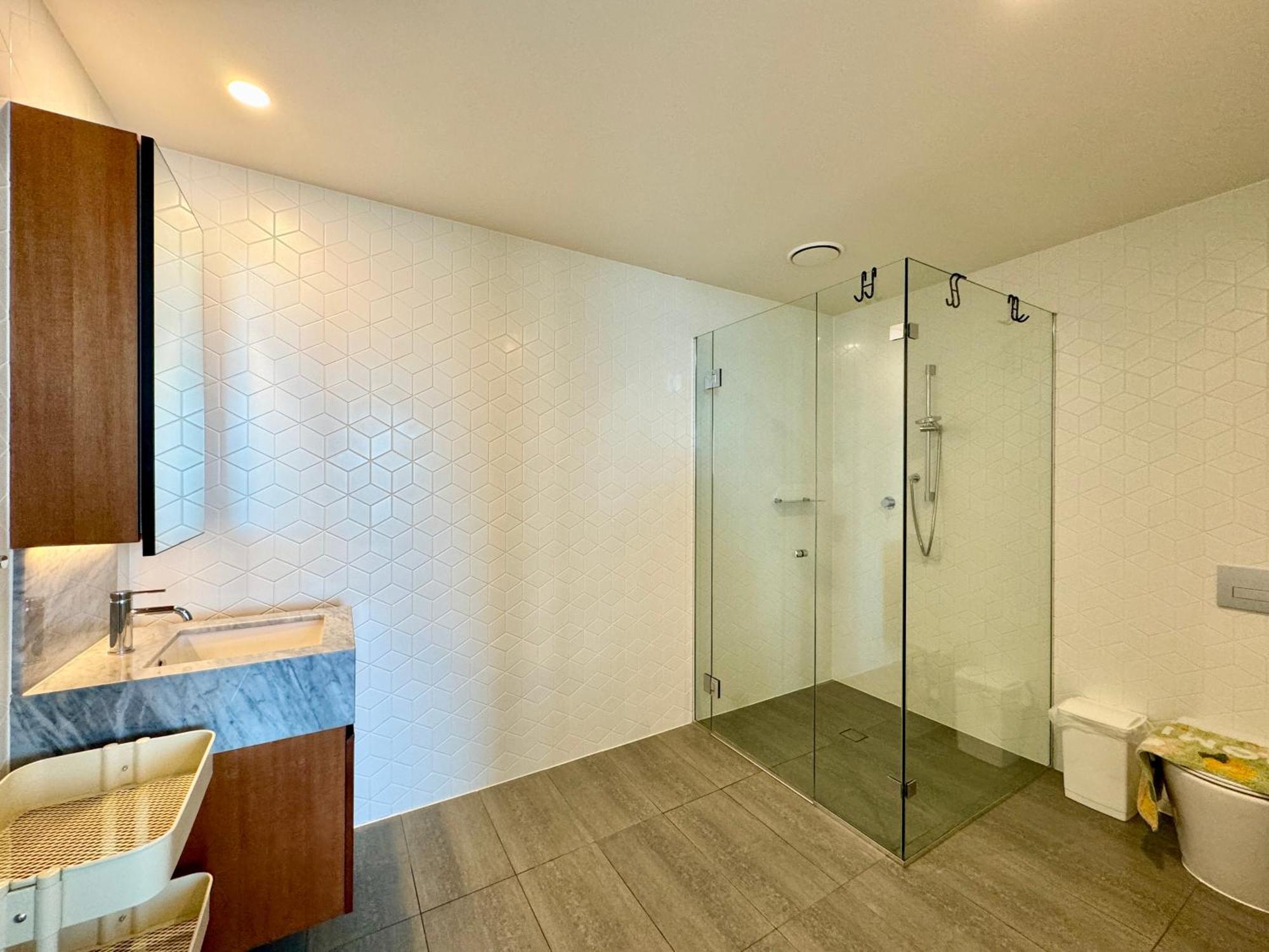 Heart Of Cbd Air-con Apartment