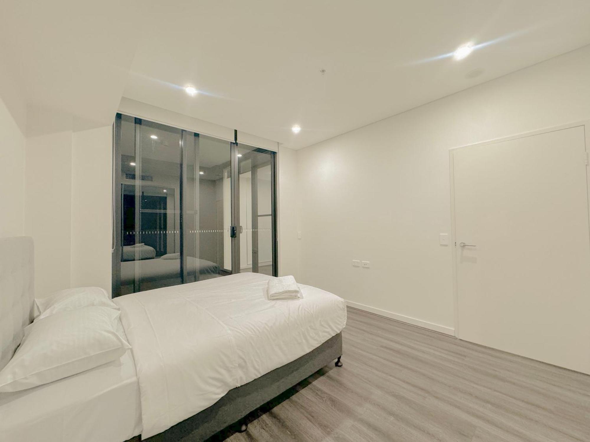 Burwood Cozy Free Parking Apartment Sydney