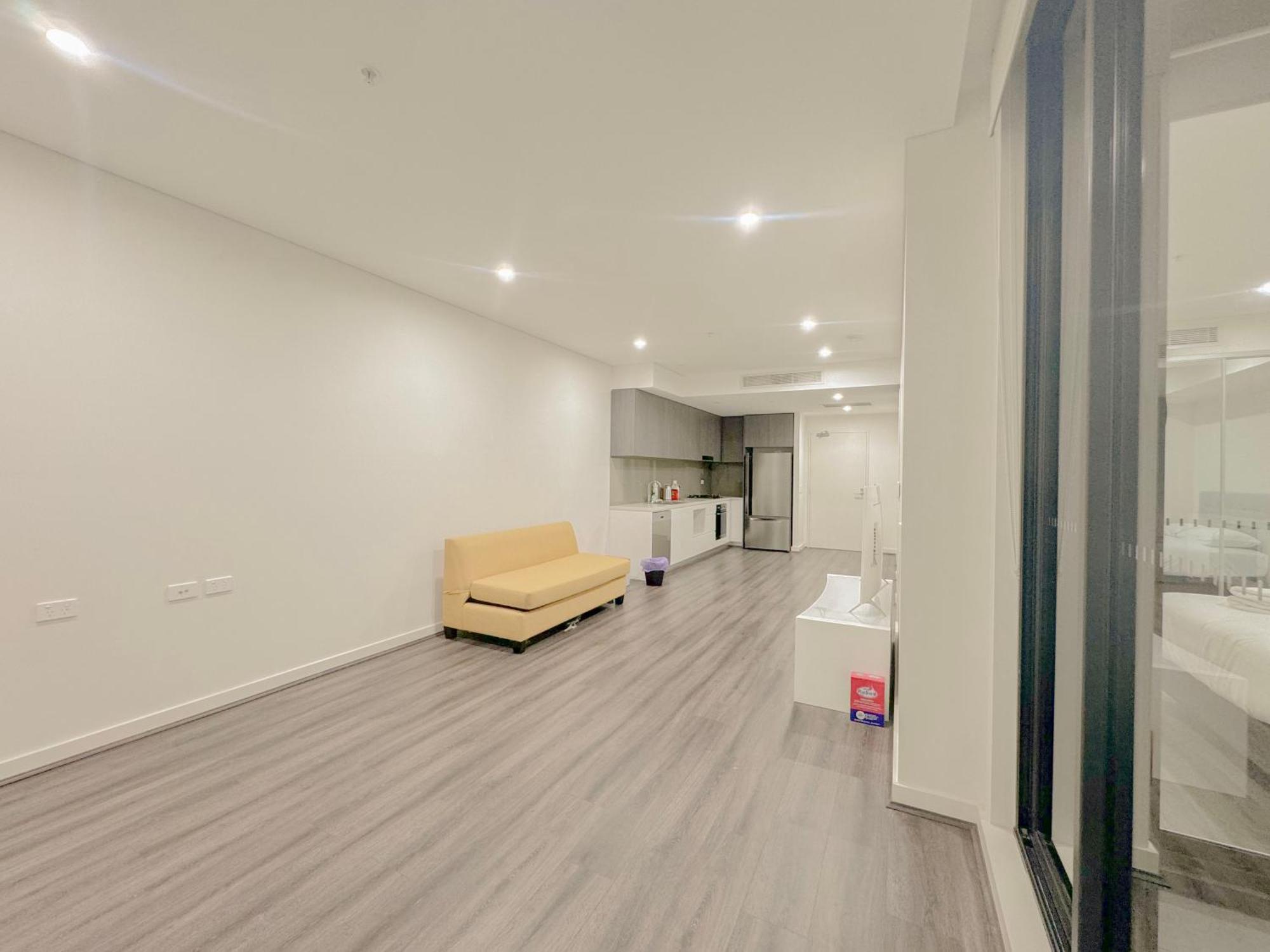 Burwood Cozy Free Parking Apartment Sydney