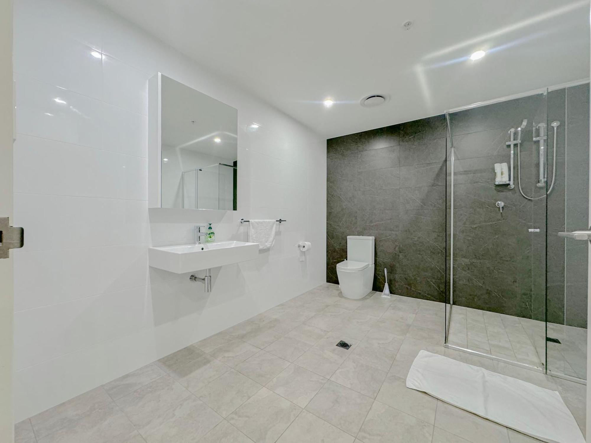 Burwood Cozy Free Parking Sydney