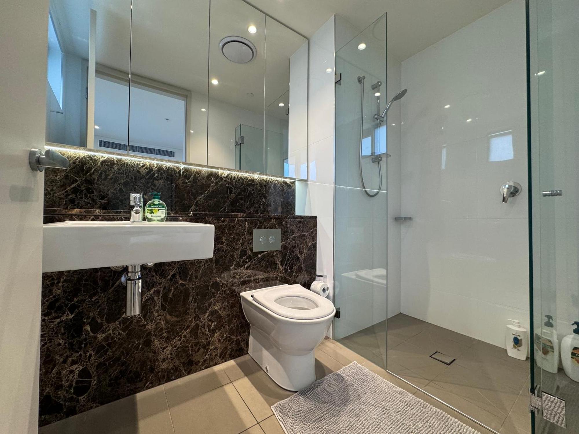 Homestay Burwood