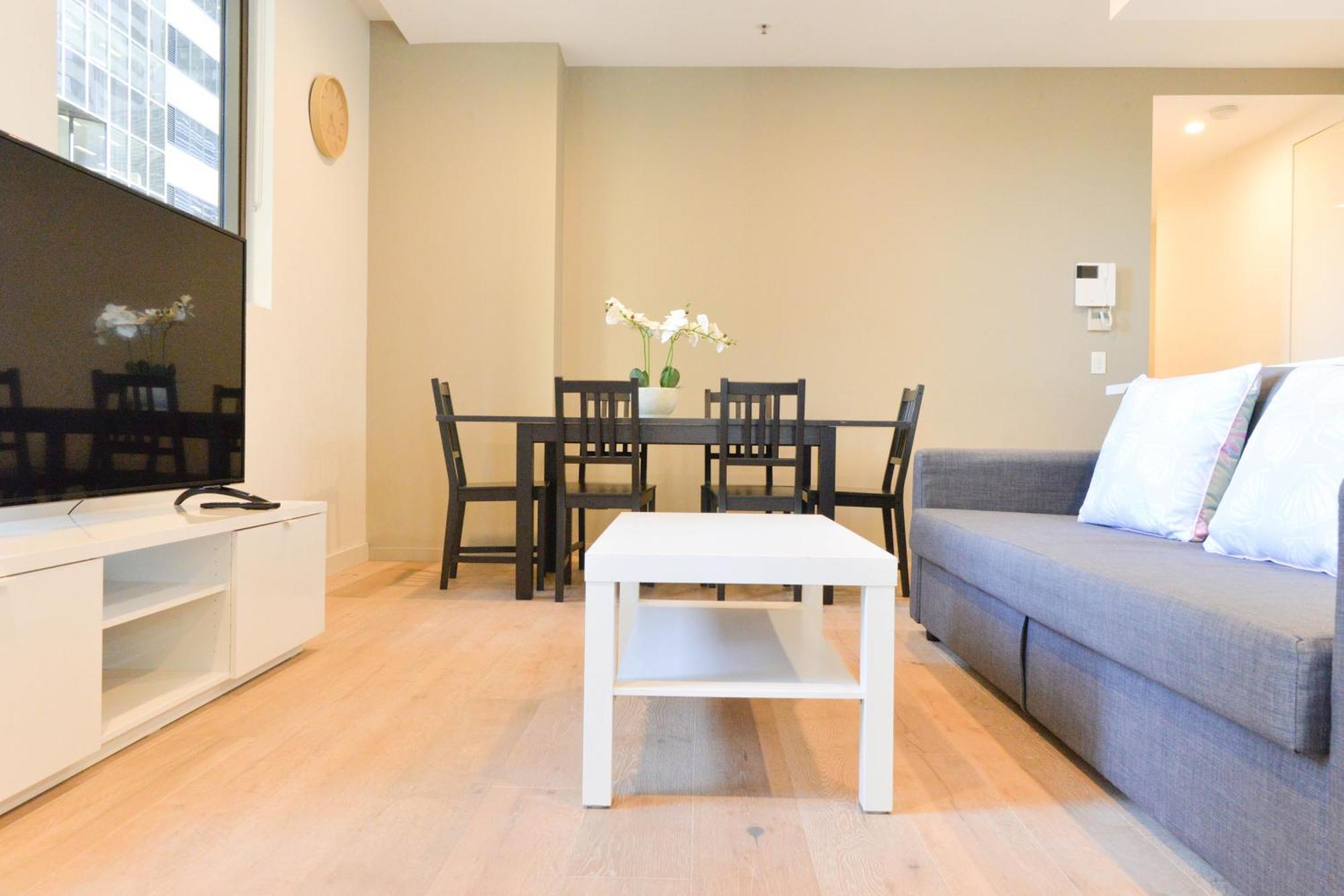 Cbd Modern At Central Location