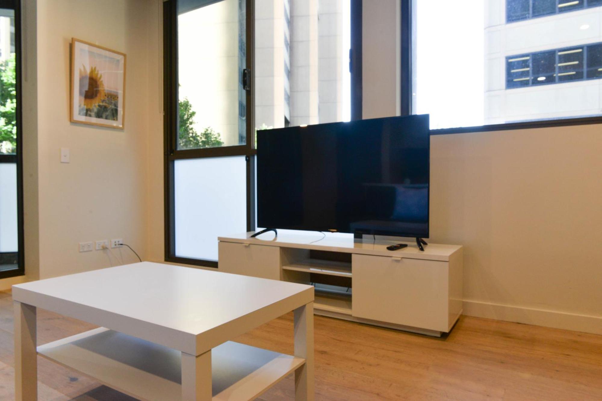 Cbd Modern At Central Location
