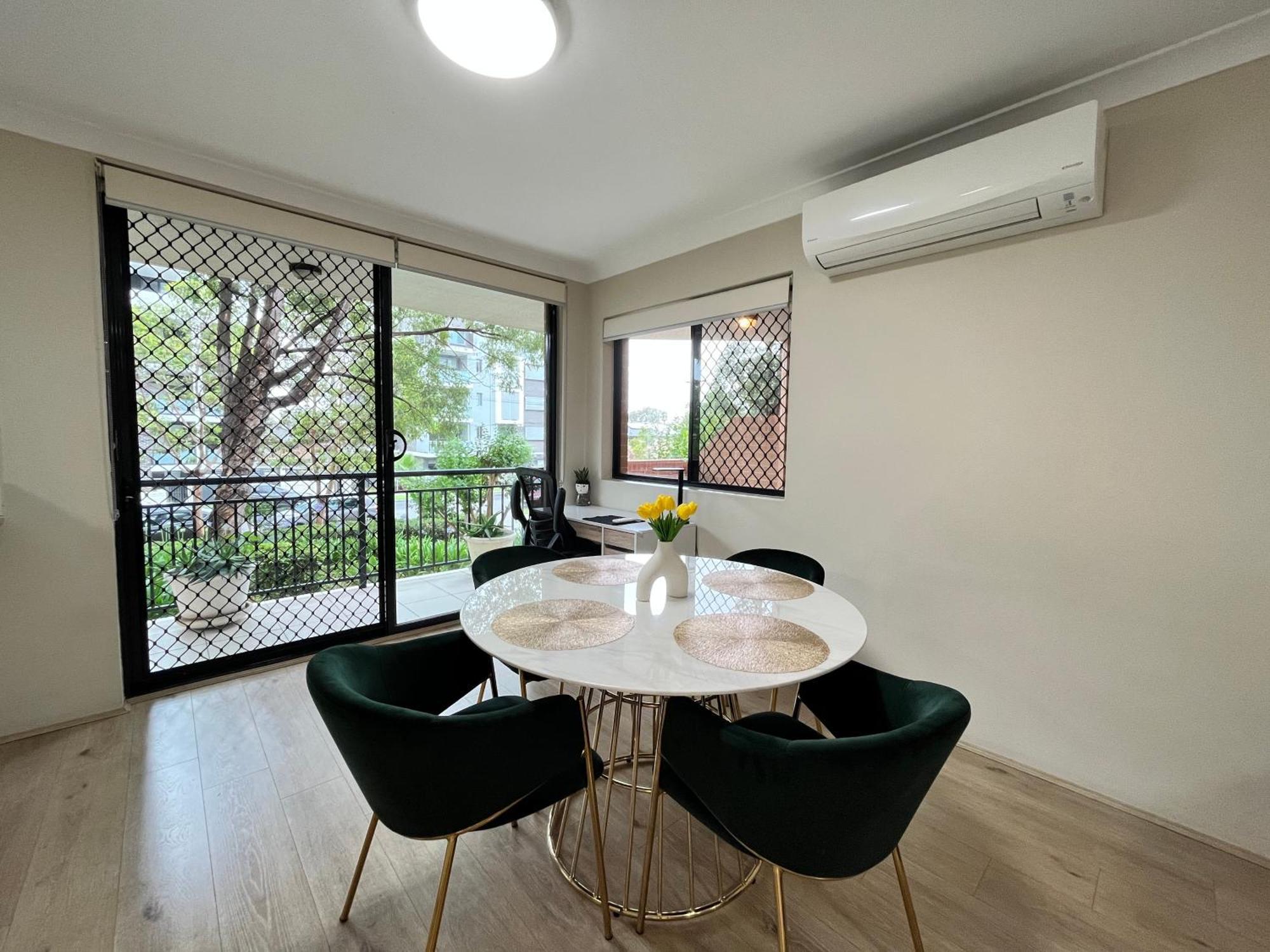 Fabulous 2 Bedroom Apartment, Secured Free Parking