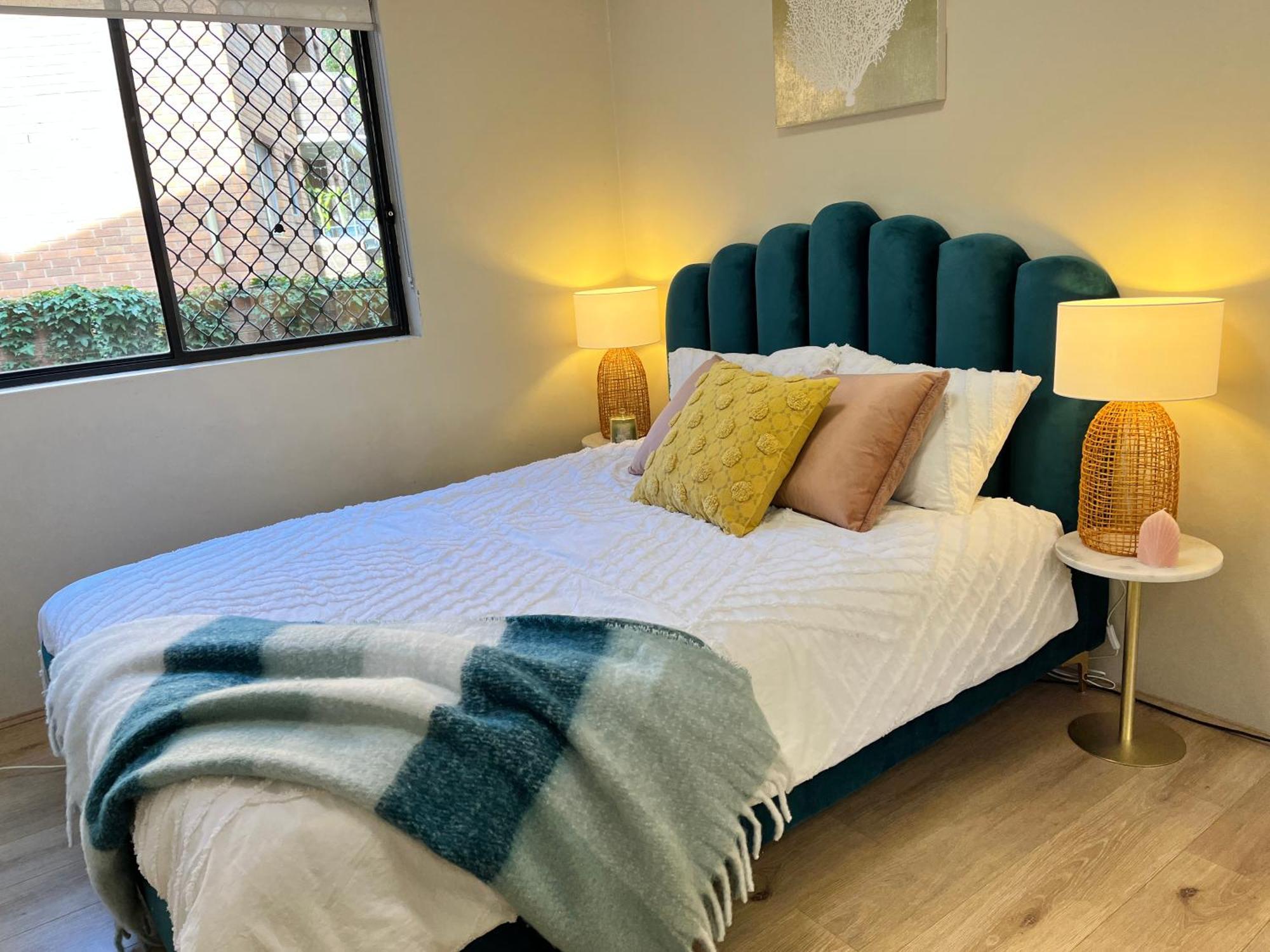 Fabulous 2 Bedroom Apartment, Secured Free Parking Apartment