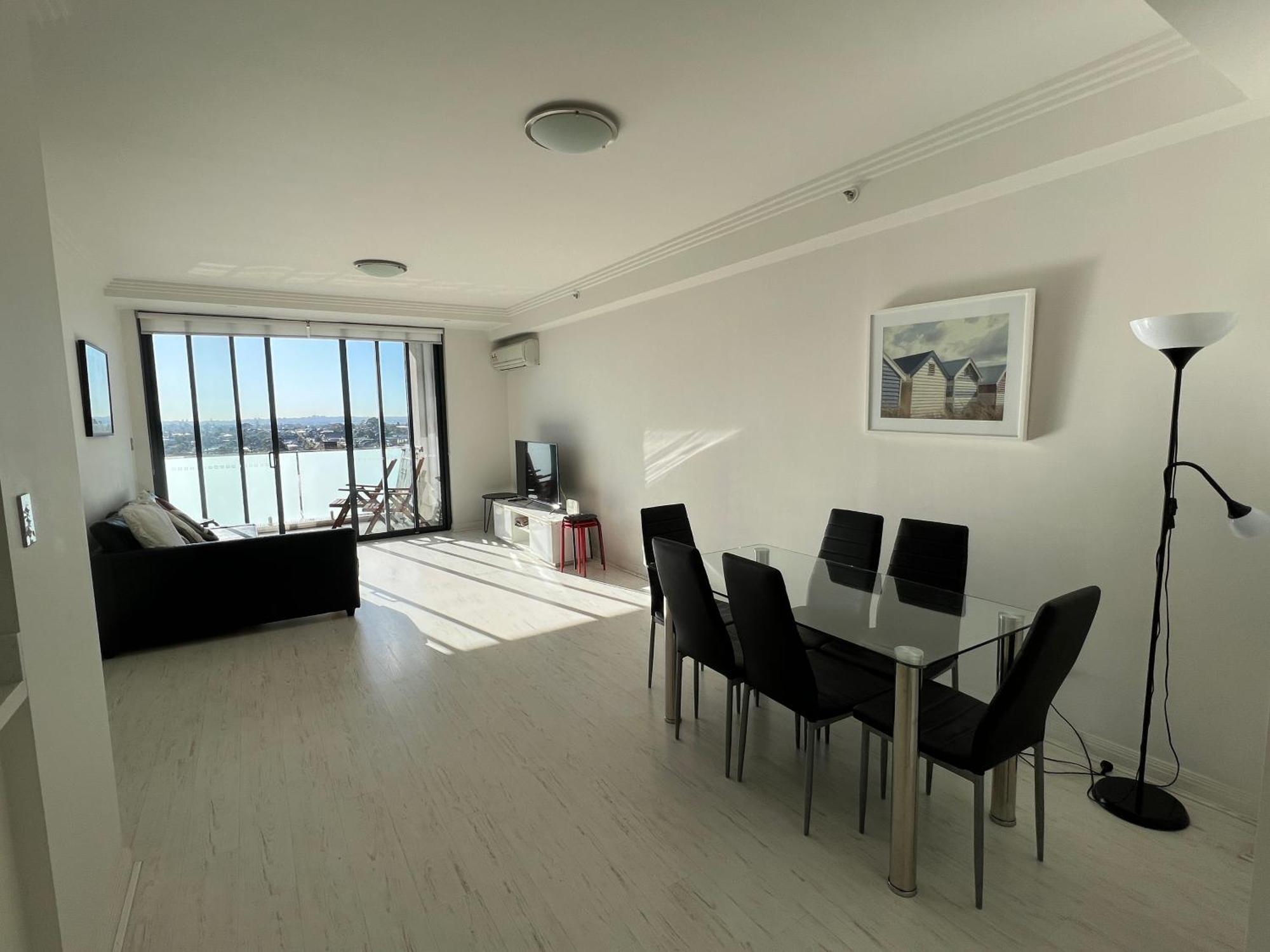 Hurstville New With City View Apartment Sydney