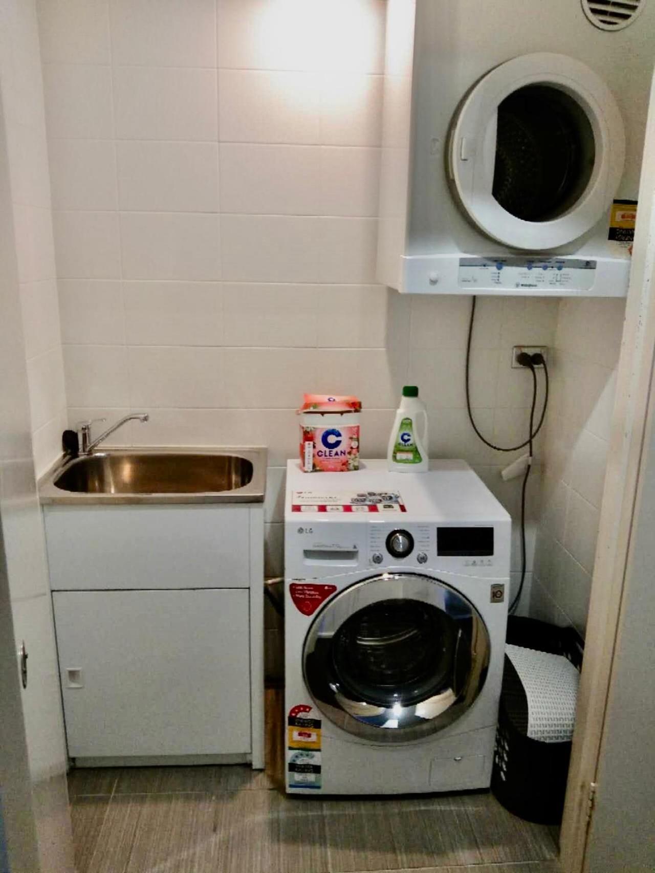 New Comfy Stylish In Rhodes Next To Train N Shopping Center * Sydney