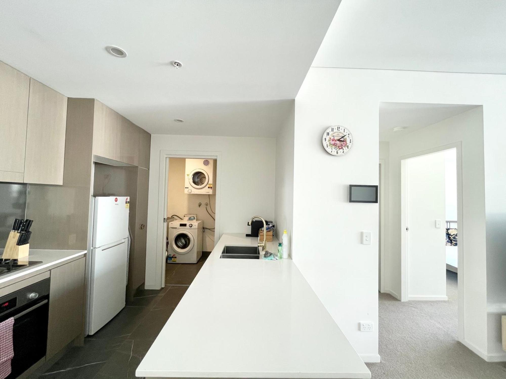 Apartment Spacious Cozy2br Close To Olympicpark Free Carpark Sydney