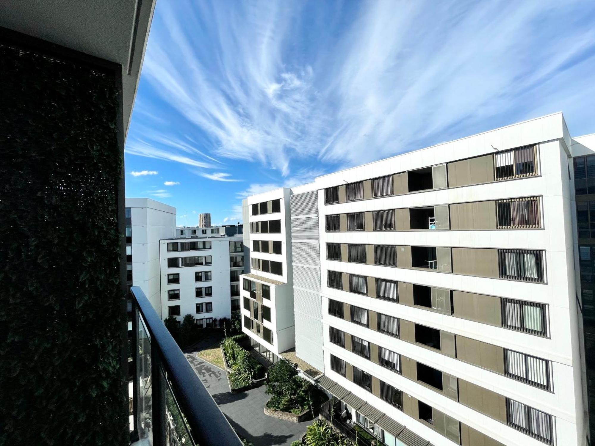 Spacious Cozy2br Close To Olympicpark Free Carpark Sydney