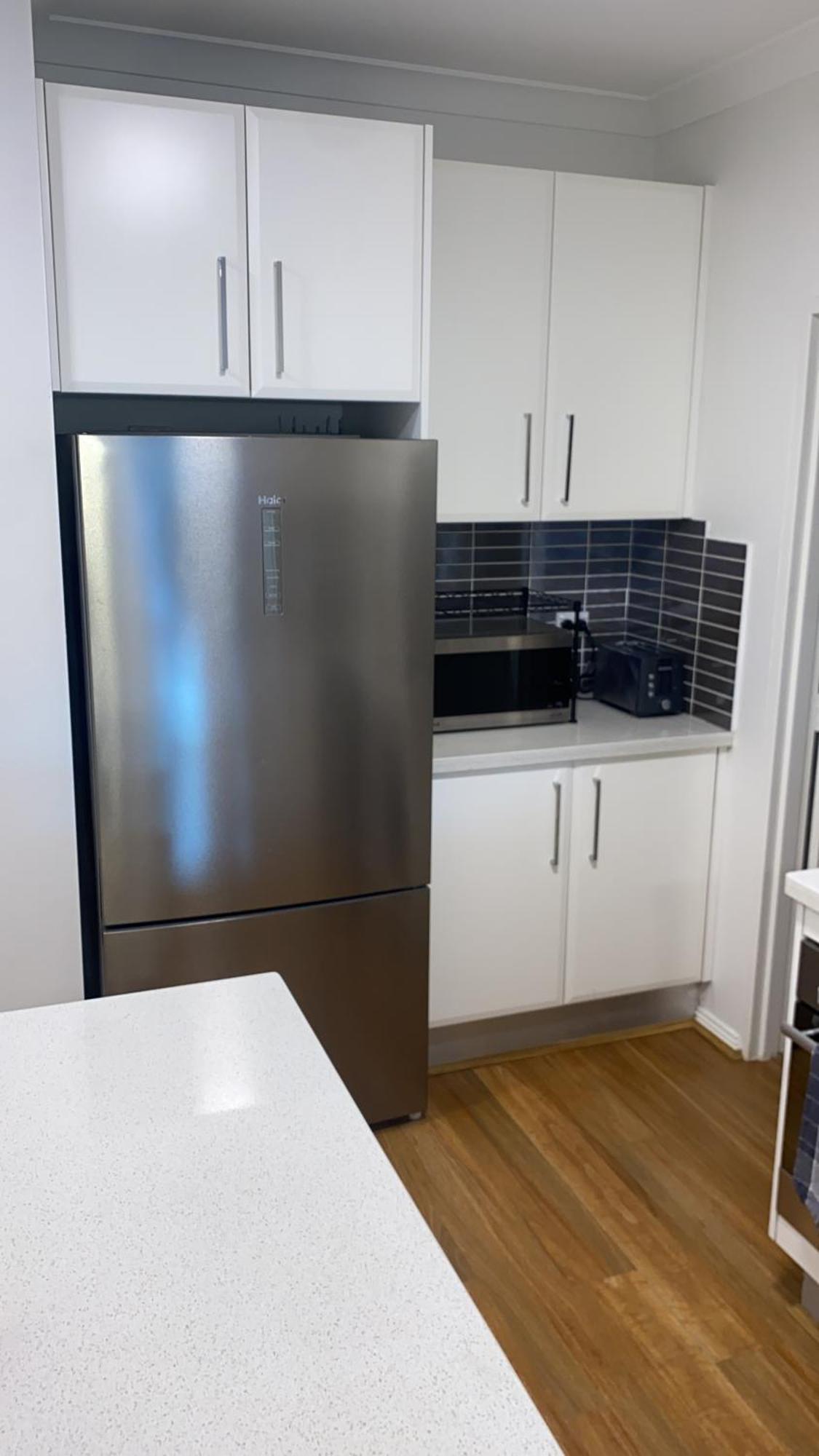 Lovely 2 Bedroom With Views * Sydney
