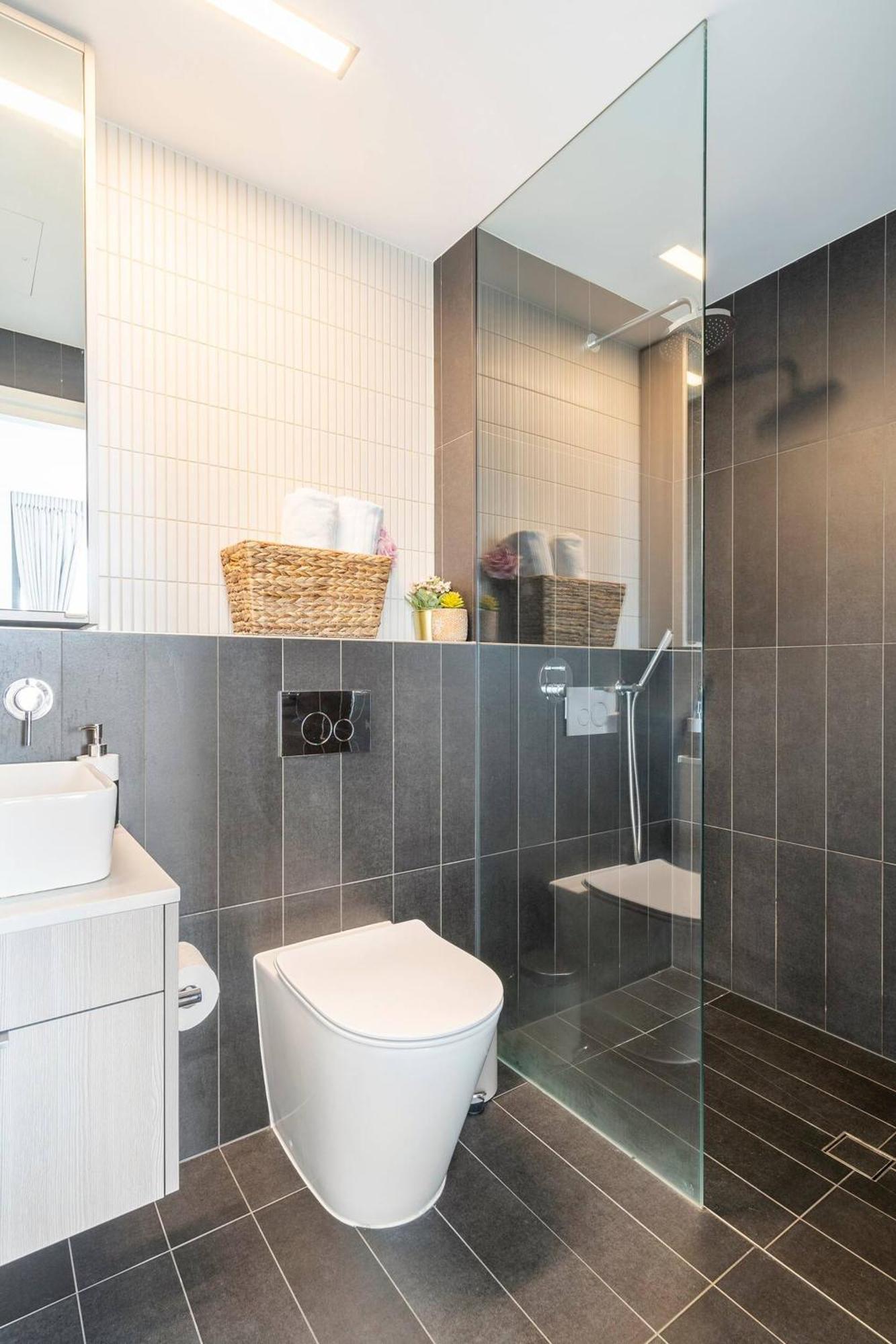 The Occidental Pearl Apartment *