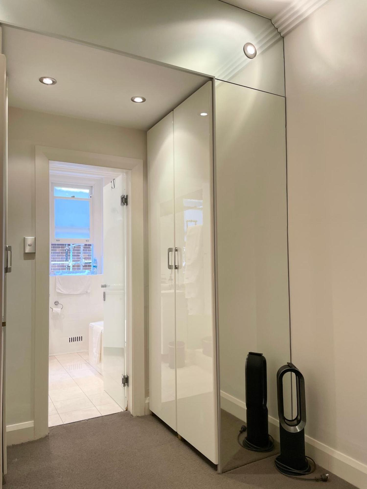 Stylish In The Heart Of Potts Point Apartment Sydney
