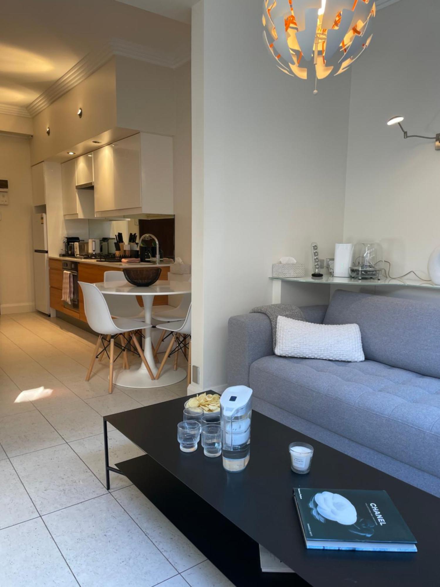 Stylish In The Heart Of Potts Point Apartment *