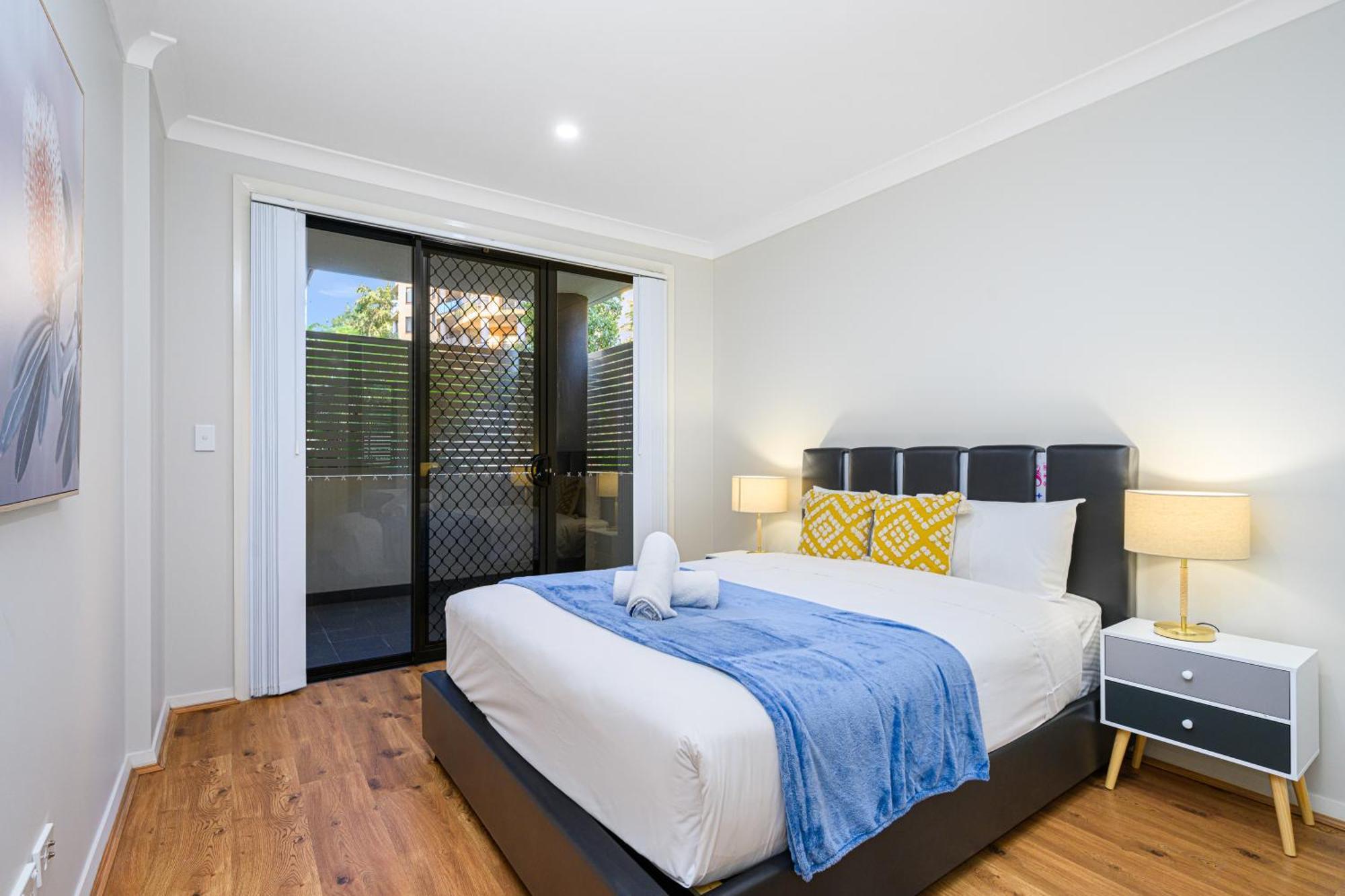 Parramatta New 2bedroom Close To Trainshoping Apartment *