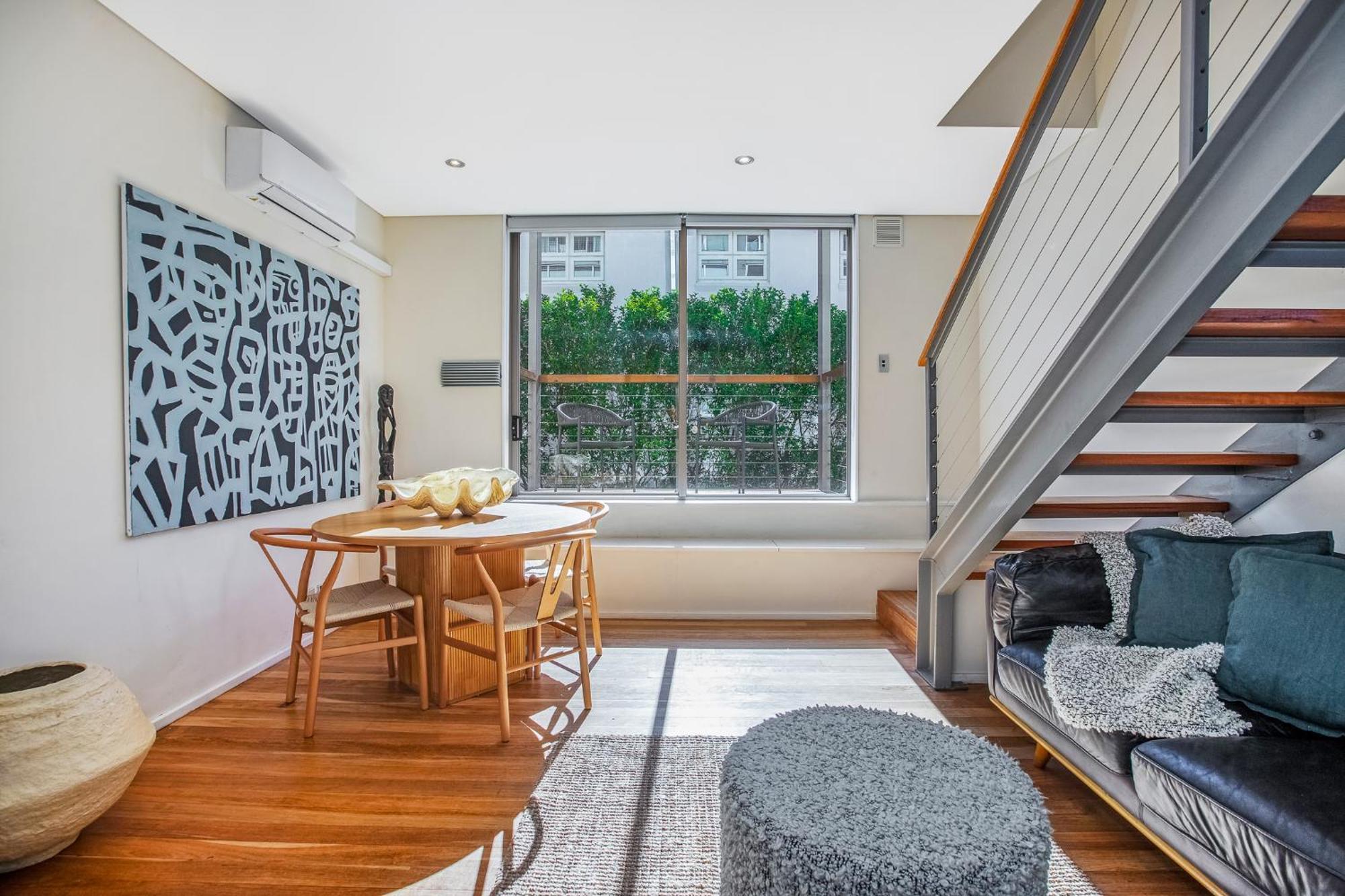 Sunshine Loft With Balcony By Dreams Apartment