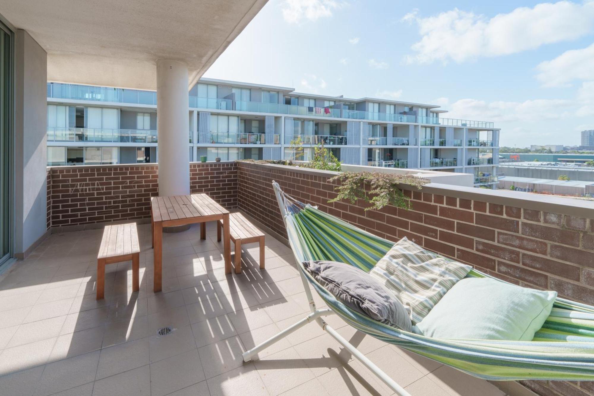 Hillsdale Comfort Near Cbd & Airport Apartment