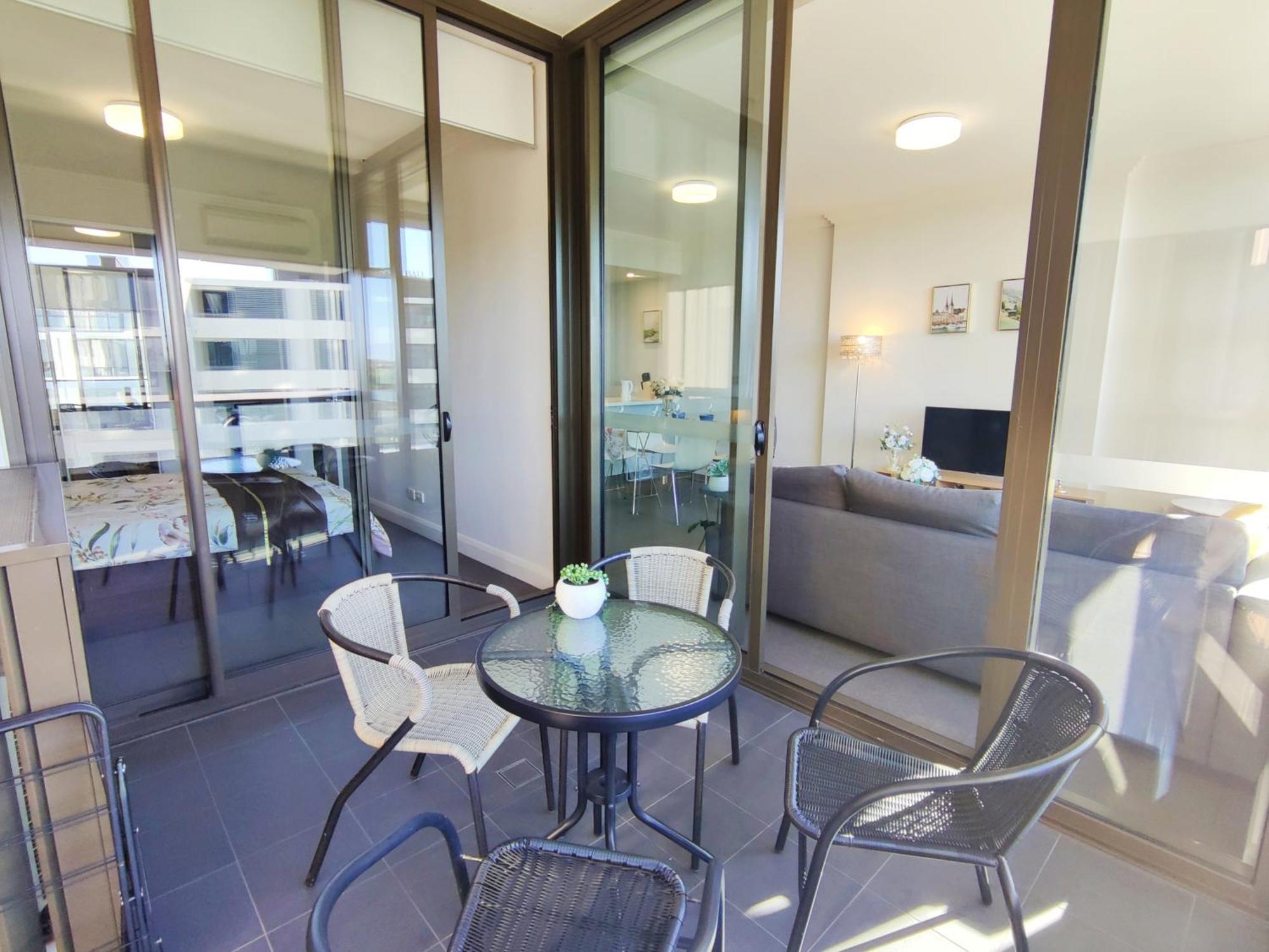 Apartment Comfy & Bright 1 Bed Olympic Sydney