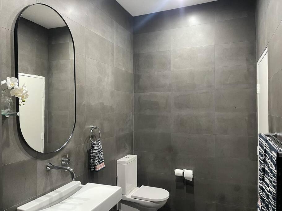Kozyguru / Botany / 3 Bedroom Designer / Nbo003 Apartment