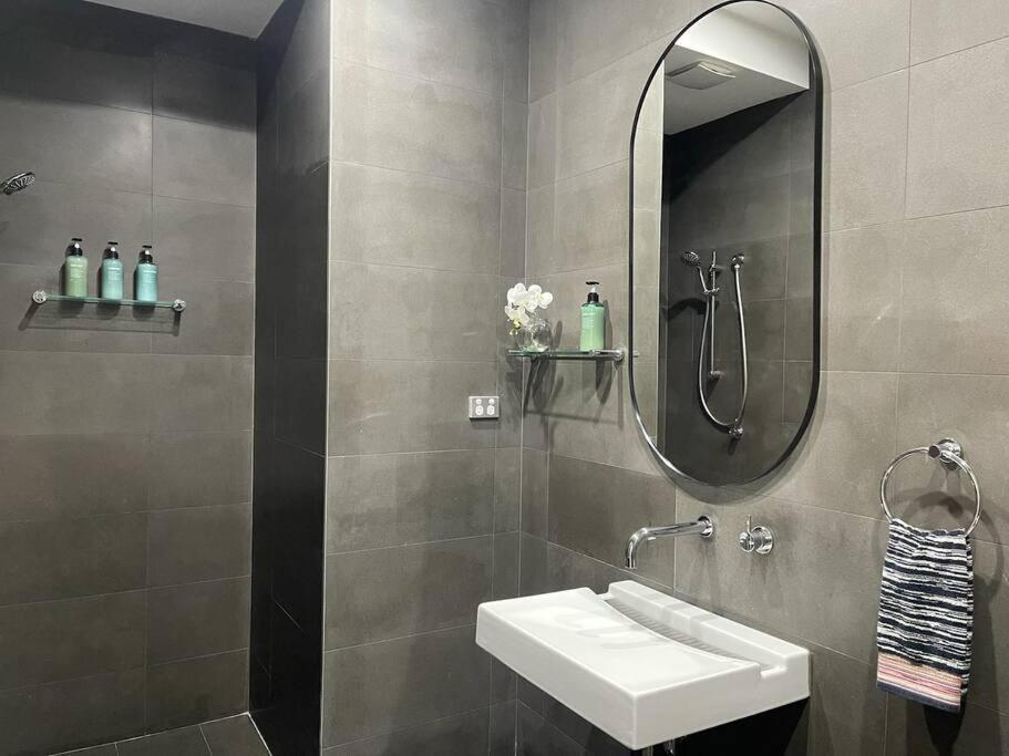Kozyguru / Botany / 3 Bedroom Designer / Nbo003 Apartment *