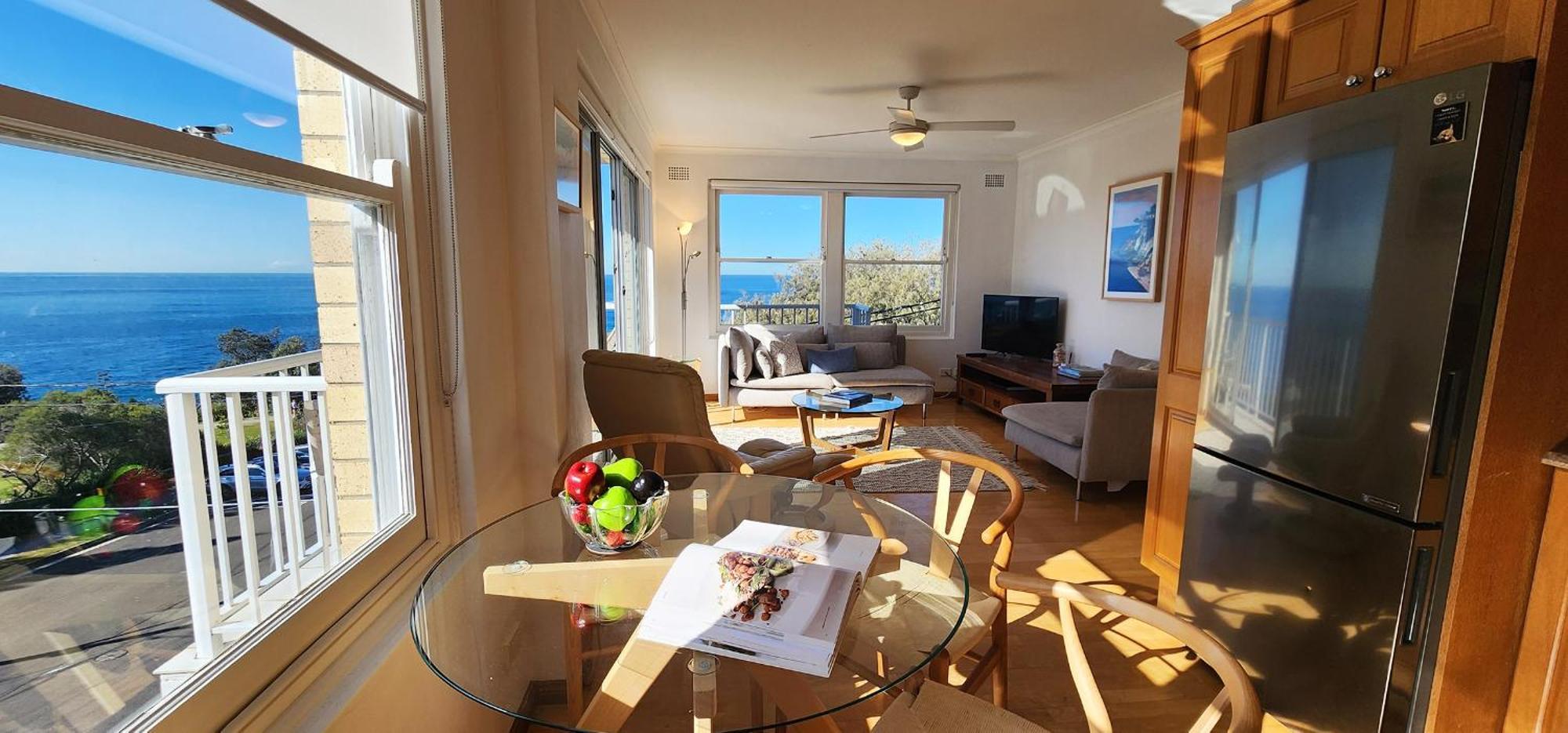 Watch The Sunrise Over Coogee 2 Bedrooms+garage * Sydney