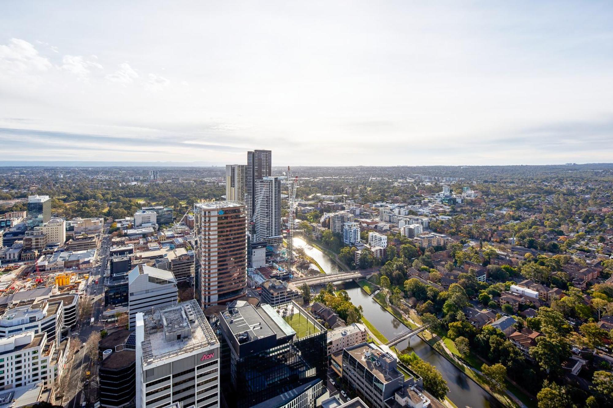 Meriton George Street, Parramatta Hotel 4*