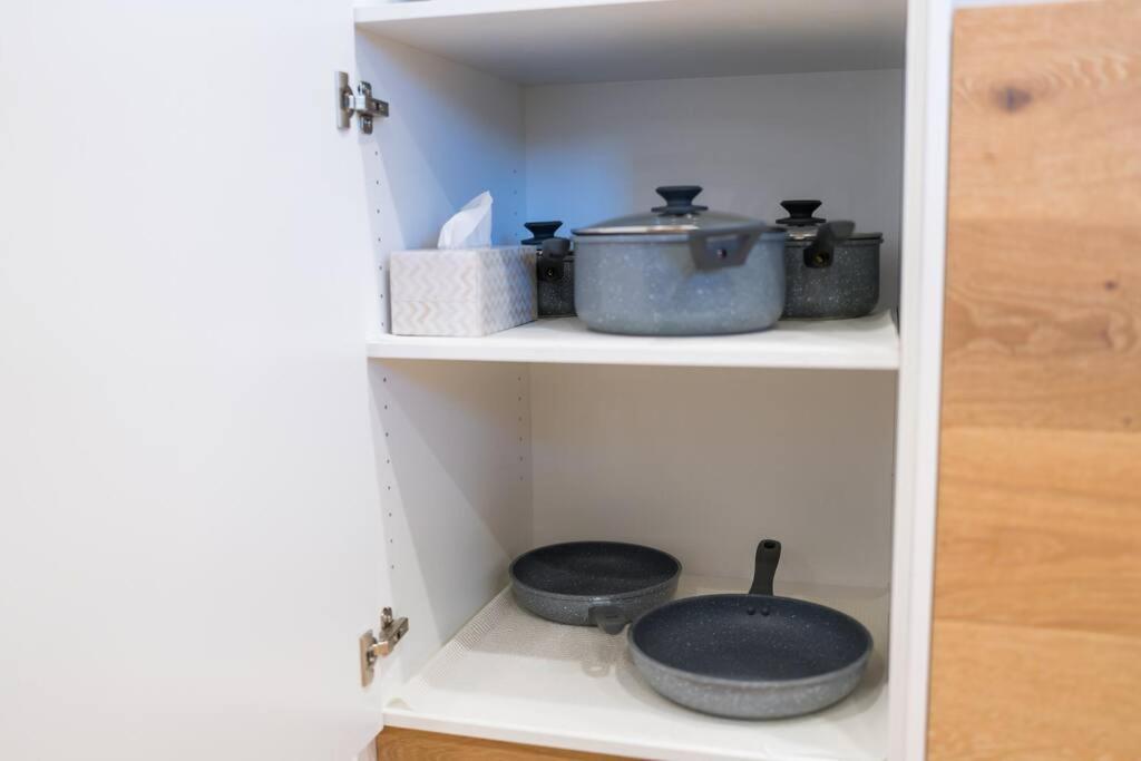 Blue Nest 2b2b Modern Apartment Sydney