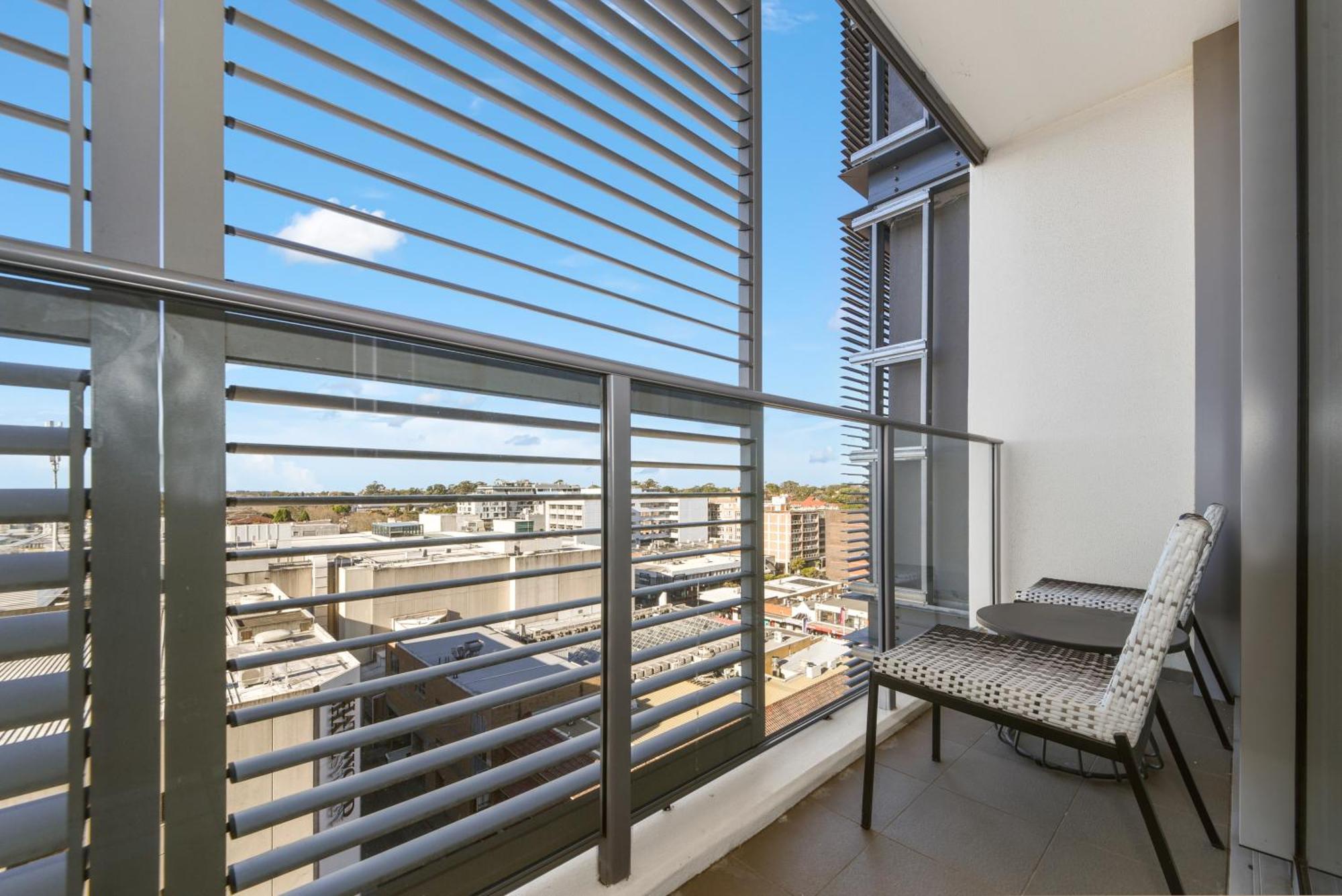 Broad Land Premium Chatswood Apartment
