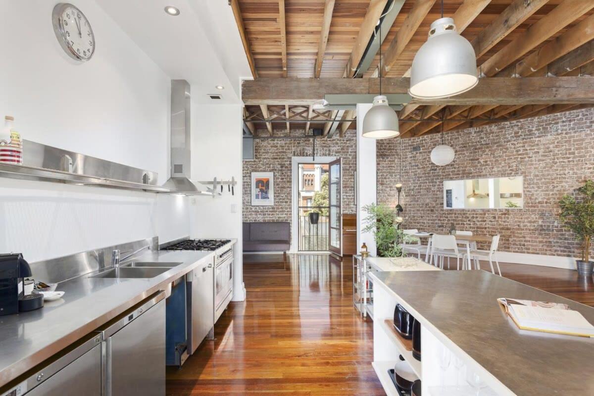 Apartment New York-style Loft In Cbd With Views *