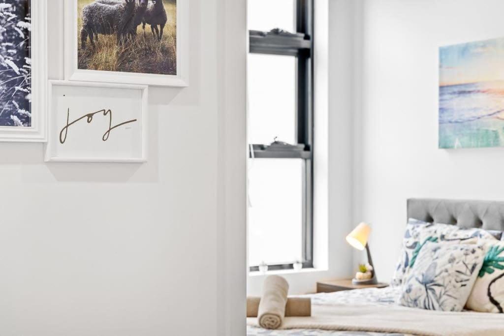 New Modern 2br 2baths In Homebush Sleeps 6 Apartment
