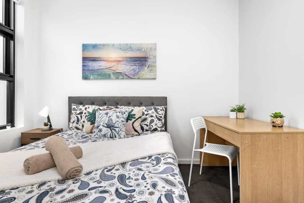 New Modern 2br 2baths In Homebush Sleeps 6 Sydney