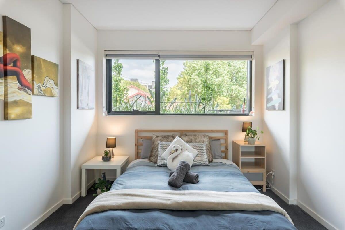 1bedroom And Study In Homebush Sleeps 5