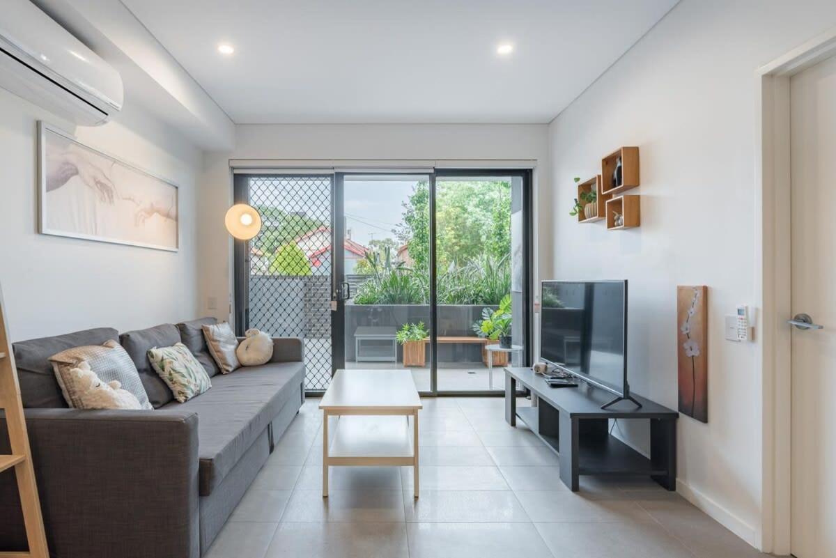 1bedroom And Study In Homebush Sleeps 5 Apartamento