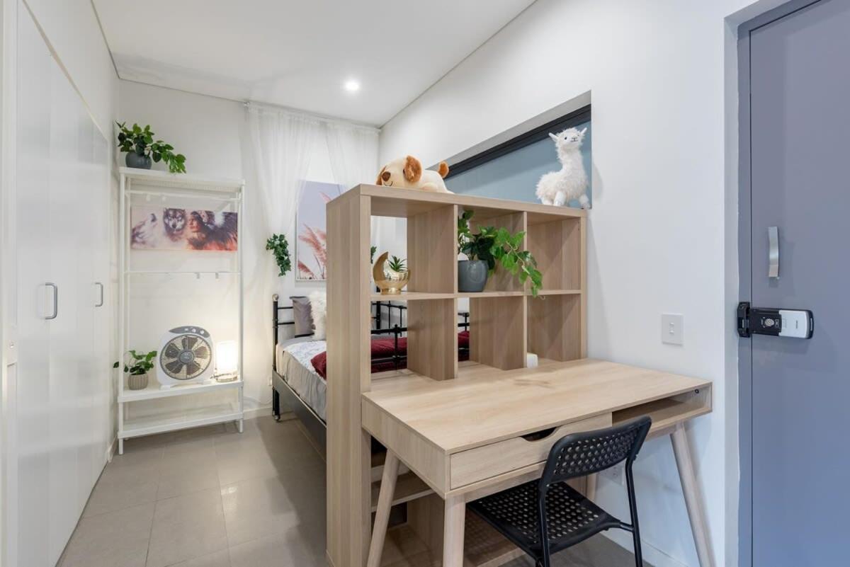 1bedroom And Study In Homebush Sleeps 5 *