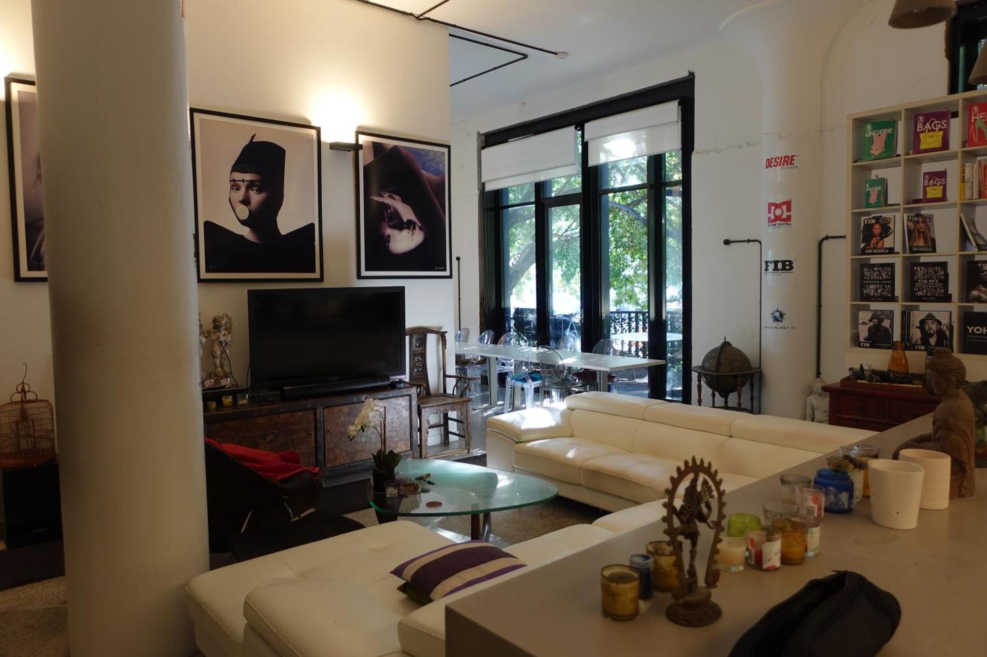 Wrigley's Gum Factory Luxury Conversion Apartment *