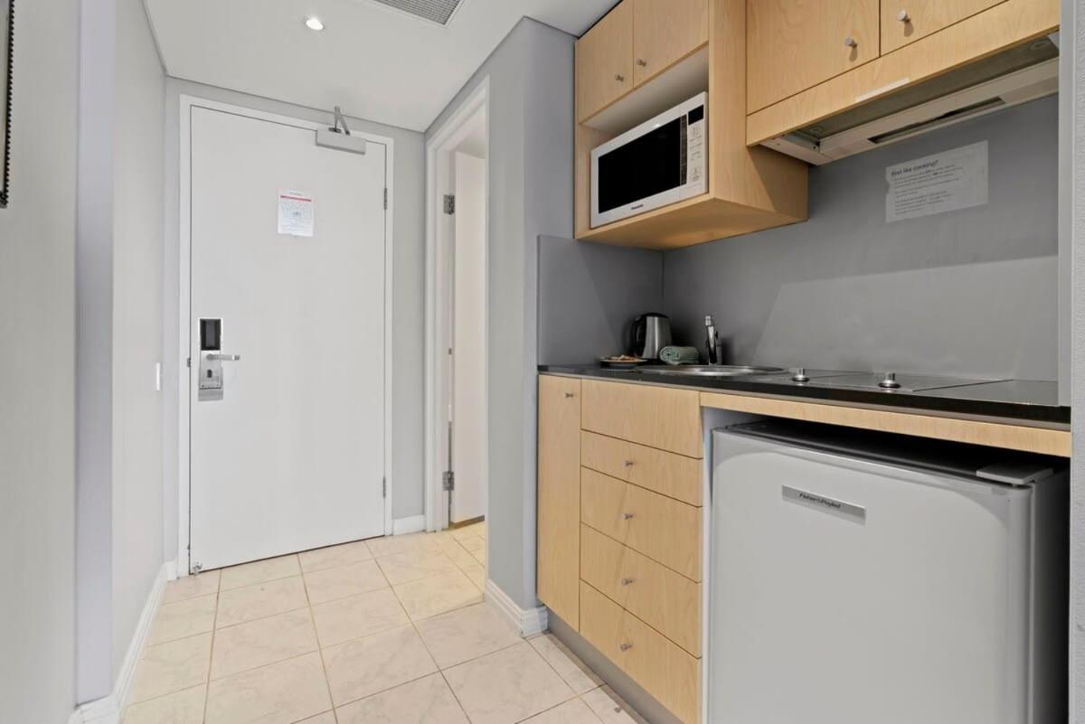 Abode Apartment *